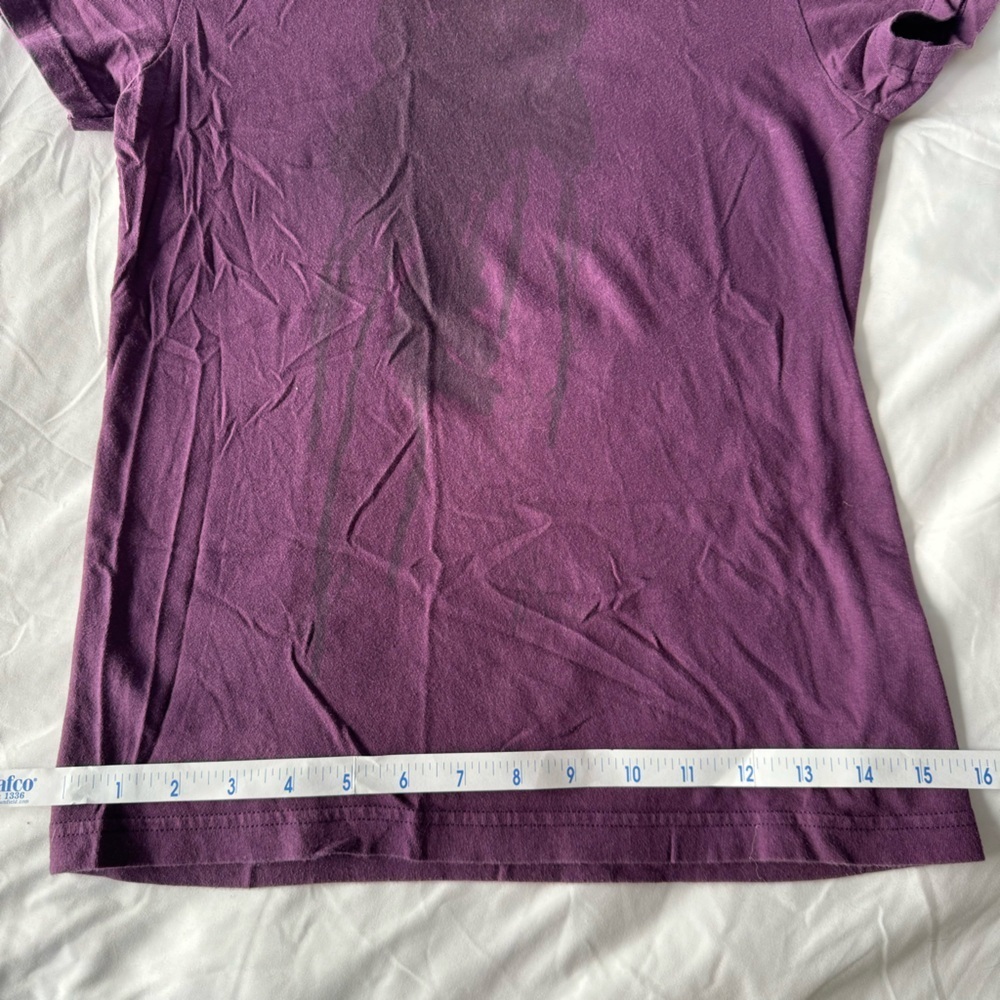 4/$20 T-Post purple graphic t-shirt, Blood vs. Love - Picture 7 of 9